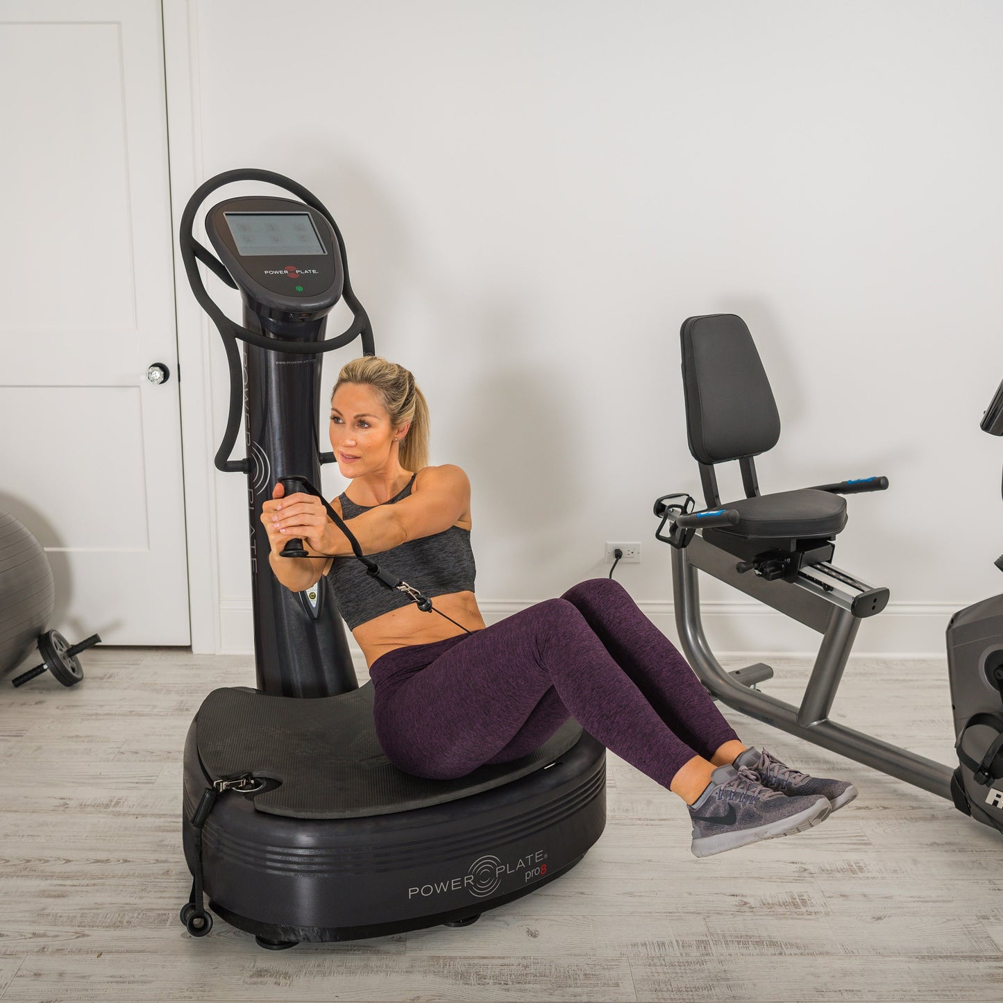Power Plate Pro8
